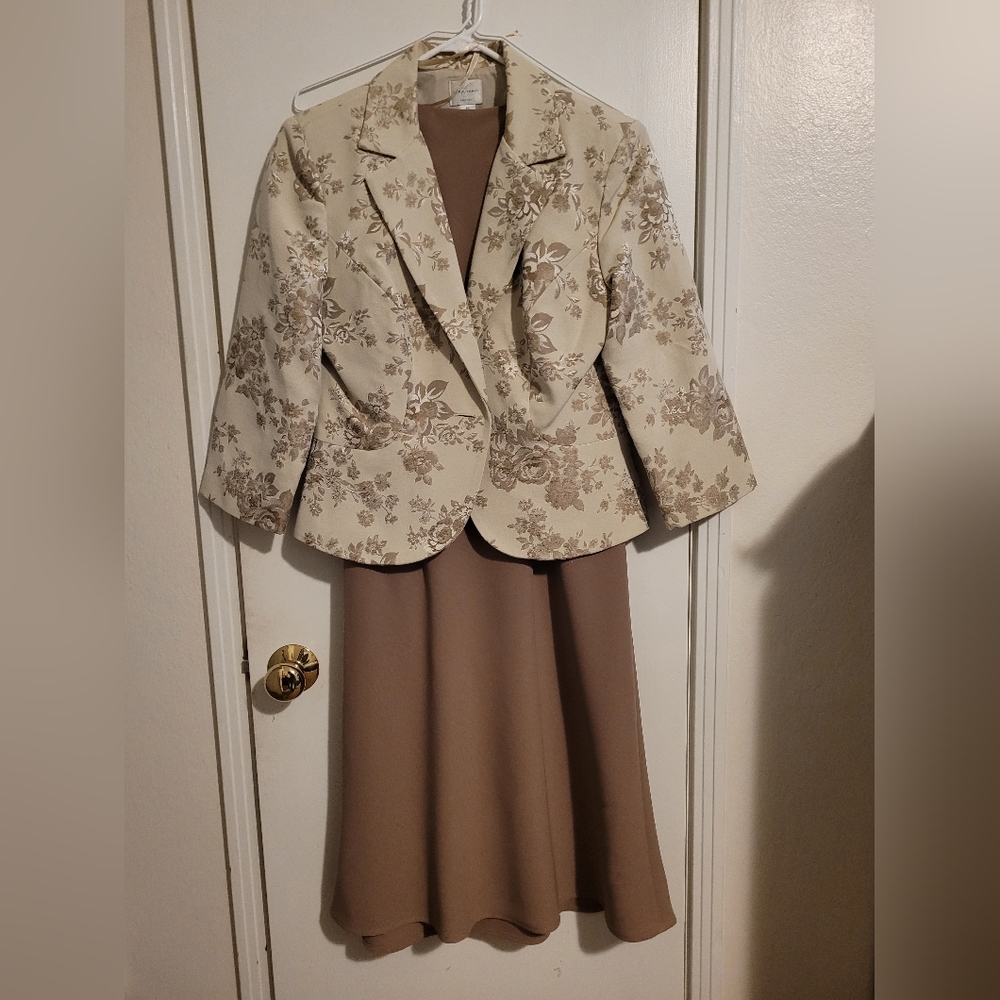 Emma james women's size 10 blazer an dress matching set brown an tan floral